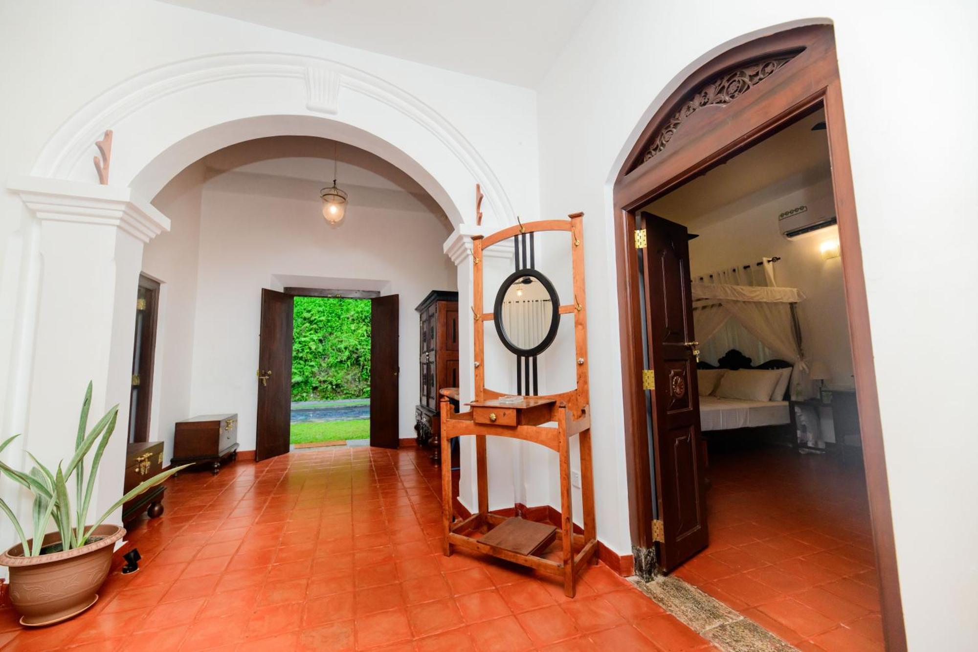Hill House Villa - Two Bedroom Галле Экстерьер фото